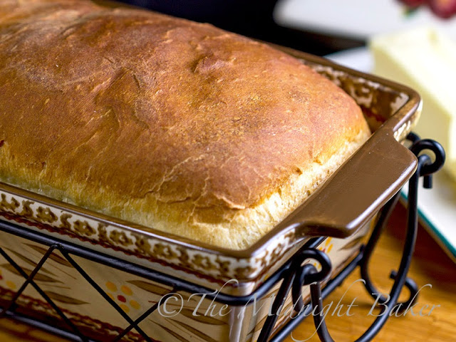 Amish White Bread #KingsHawaiianRolls #YeastBreads #WhiteBread