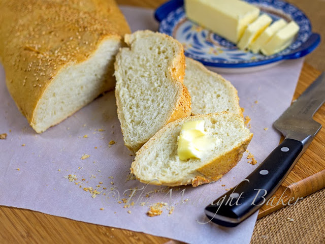 French Bread #FrenchBreadRecipe #YeastBreads #BreadRecipes
