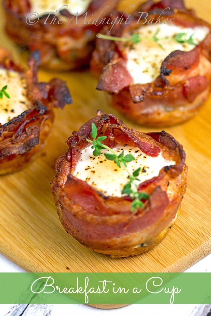 Bacon and Egg Muffins aka Breakfast in a Cup | bakeatmidnite.com | #breakfast #muffins #bacon