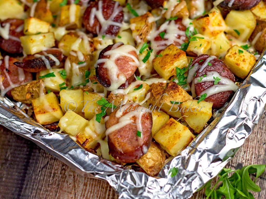Kielbasa & Potato Gratin | bakeatmidnite.com | #kielbasa #potatoes #easydinners