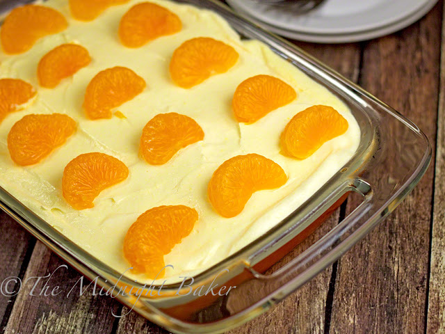 Orange Creamsicle Dessert | bakeatmidnite.com | #gelatin #desserts #nobake #recipe
