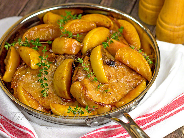 Apple Bourbon BBQ Pork Chops | bakeatmidnite.com | #slowcooker #crockpot #pork #apples #autumn