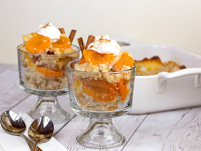 Quick Apricot or Peach Cobbler | bakeatmidnite.com | #fruitcobbler #cannedfruit #dessert