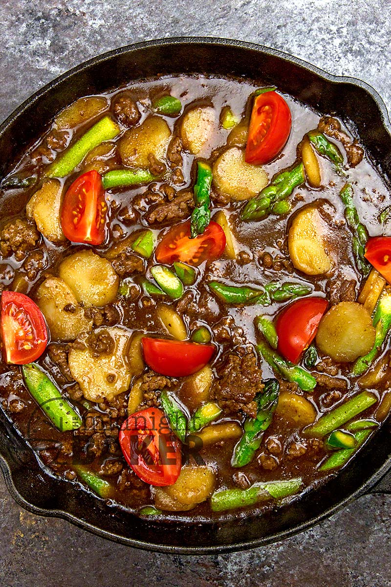 Here's an easy and delicious ground beef stir fry that comes together in no time at all.