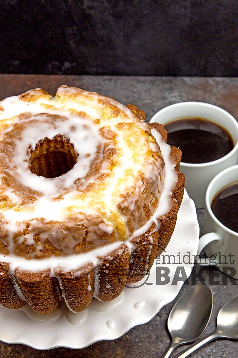 A cake with the great taste of buttermilk donuts, but less fat than donuts